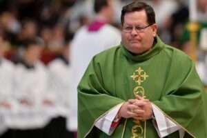 Allégations d’agression sexuelle | Le cardinal Lacroix se retire de ses fonctions et « nie catégoriquement » les allégations