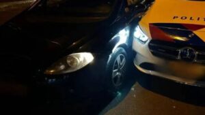 Man gooit cocaïne uit auto tijdens politieachtervolging door Eindhoven