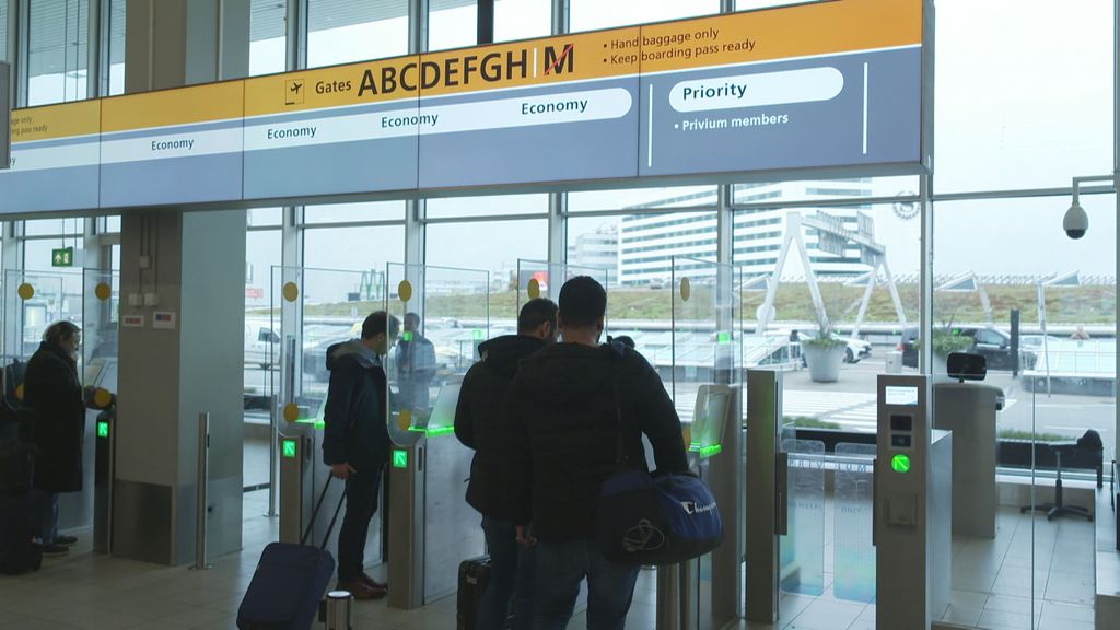 Beperking van aantal vluchten op Schiphol per november 'onwaarschijnlijk'