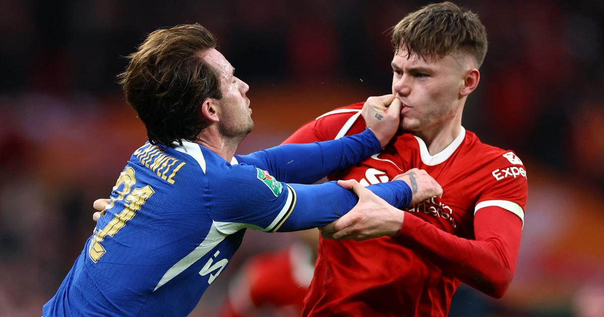 EN DIRECT - Chelsea et Liverpool : finale de cup agitée entre les Blues et les Reds