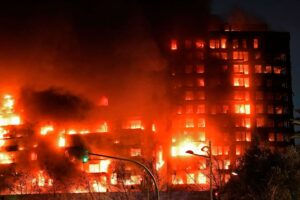 Espagne : au moins quatre morts dans l’incendie d’un immeuble d’habitations à Valence