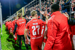 Unter der Woche wird Rot-Weiss Essen von 1.200 Fans nach München begleitet.