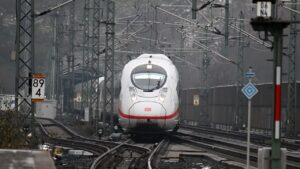 ICE-Züge werden nach Metalldiebstahl umgeleitet