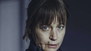 Jule Ronstedt als JVA-Beamtin im Münchner Tatort „Das Wunderkind“