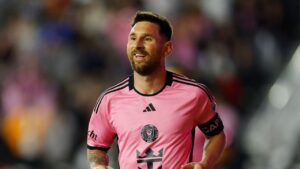 Lionel Messi: Völlig irre Saisoneröffnung der MLS mit Amateur-Schiri!