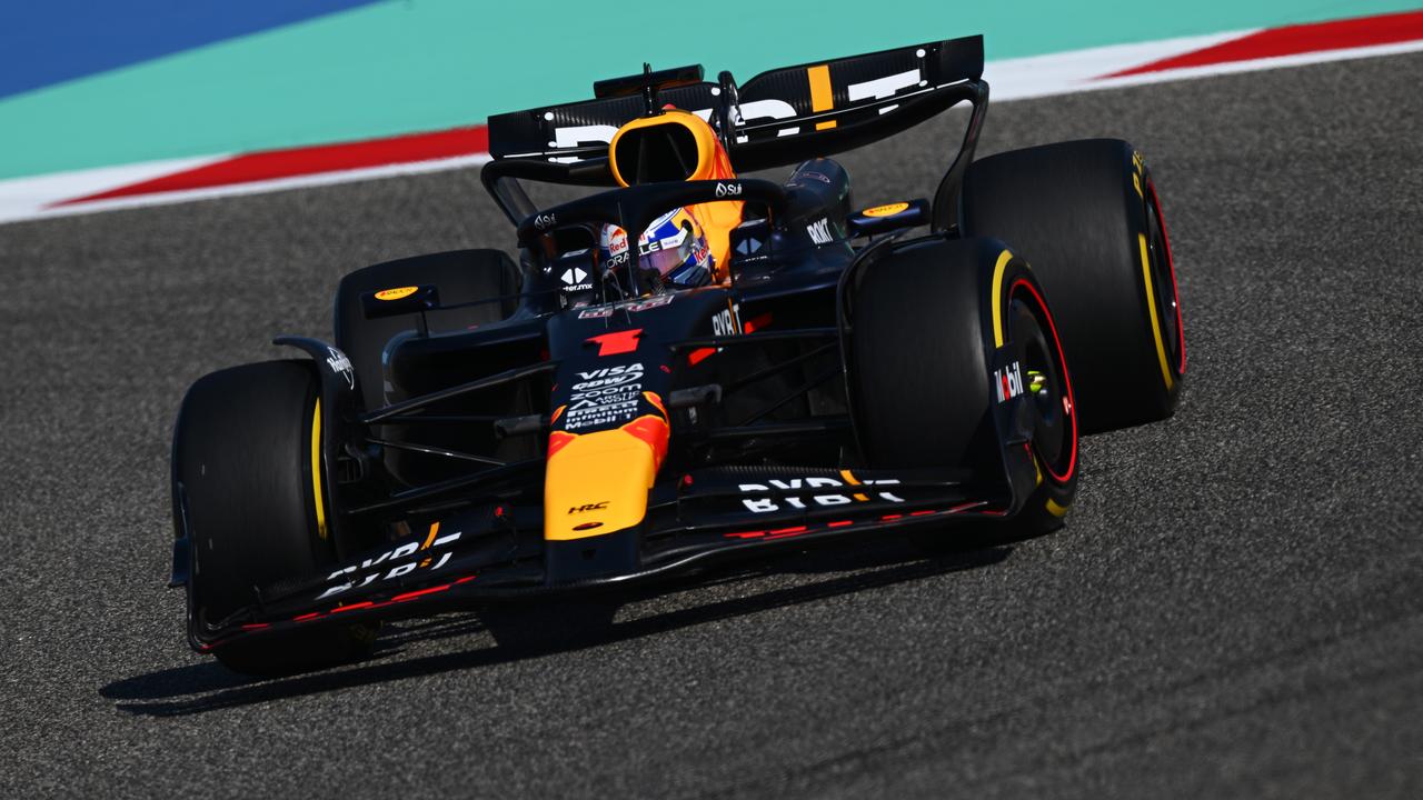 Live F1 | Lees hier alles over de moeizame training van Verstappen in Bahrein