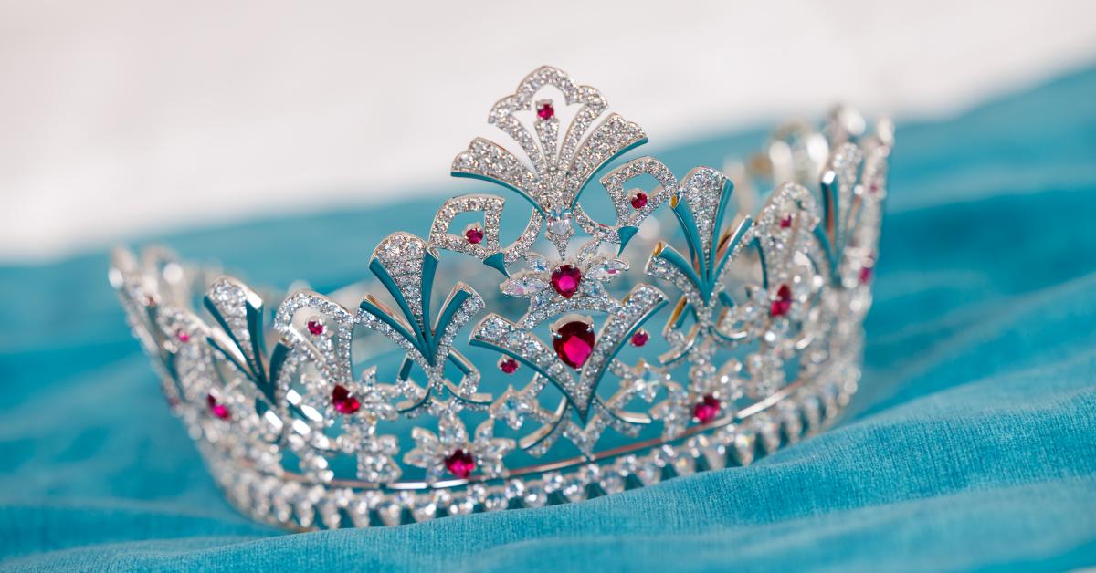 Miss Belgique 2024 : 32 candidates convoitent la couronne, suivez l’élection en direct vidéo (direct)