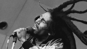 Musique : Bob Marley, une icône du reggae mais aussi un prophète des opprimés