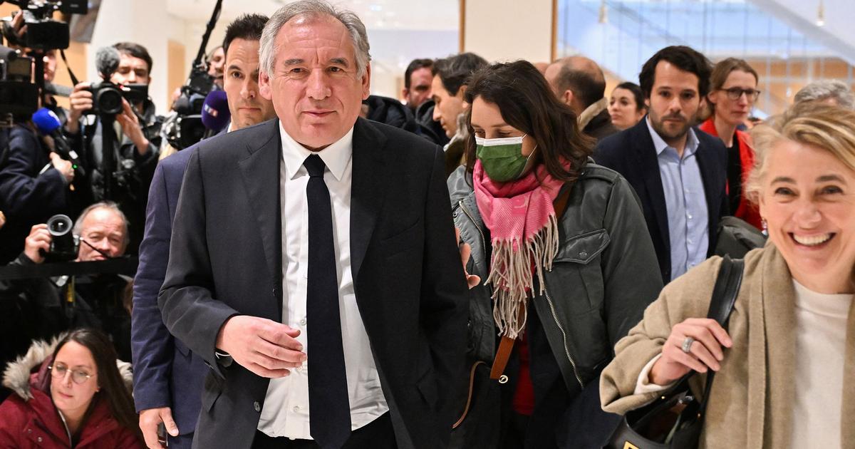 Relaxé après sept ans de procédure, François Bayrou veut peser sur la fin du quinquennat