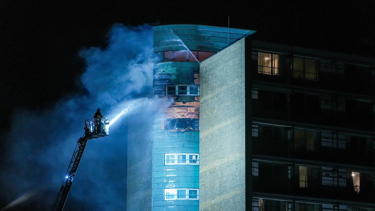 Tweede nacht op rij brand in flat voor kwetsbaren in Dordrecht | Binnenland