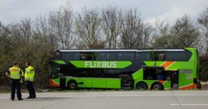 Au moins 5 morts en Allemagne dans l'accident d'un bus qui se rendait à Zurich