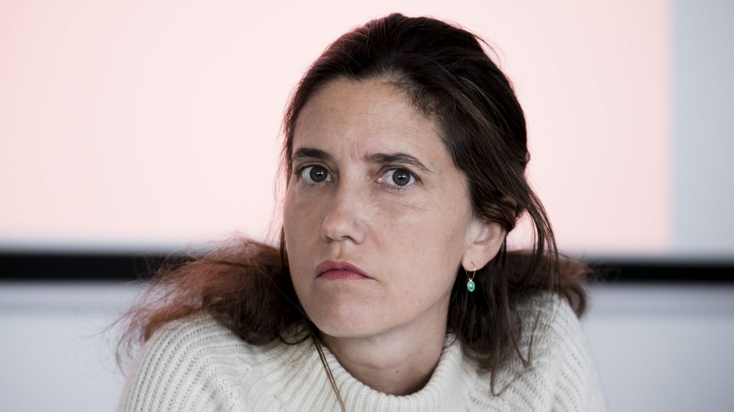 Mediapart : la journaliste Carine Fouteau remplace Edwy Plenel à la tête du site d'investigation