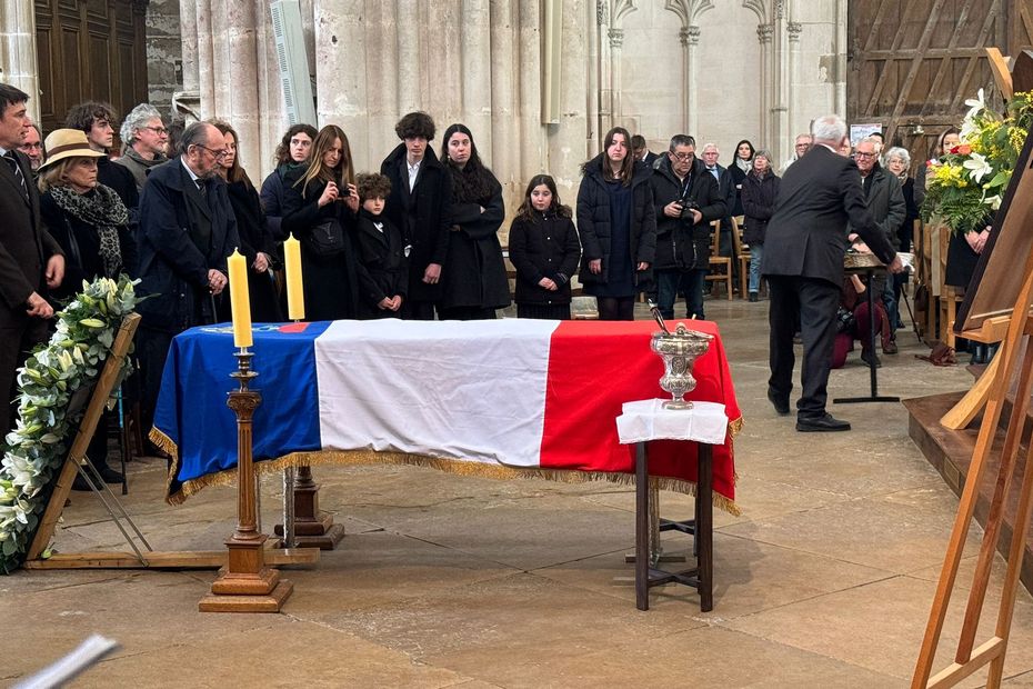 Obsèques de Jean-Pierre Soisson : plus de 1000 personnes ont rendu hommage à l'ancien maire d'Auxerre