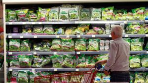Une très grande majorité des salades en sachet sont contaminées par des pesticides, selon 60 Millions de consommateurs