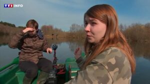 VIDÉO - "Avant c'était un truc de vieux" : la pêche devient-elle un truc de jeunes ? | TF1 INFO