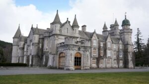 Britse koninklijke familie opent deuren Balmoral Castle, maar kaarten niet goedkoop
