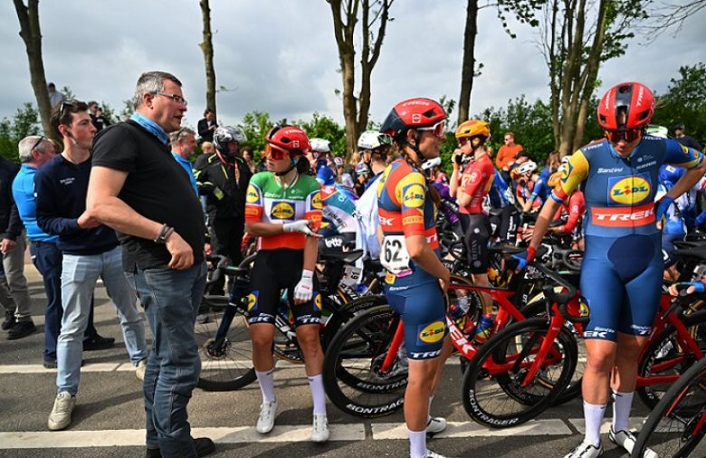 Cyclisme. Amstel Gold Race - Neutralisée jusqu'à Valkenburg, la course Femmes a repris